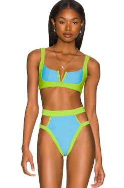 Fashion Aiken Top Swimsuits & Cover-ups