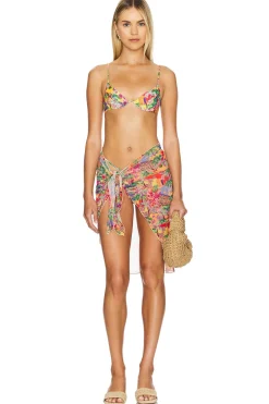 Fashion Slow Motion Top Swimsuits & Cover-ups
